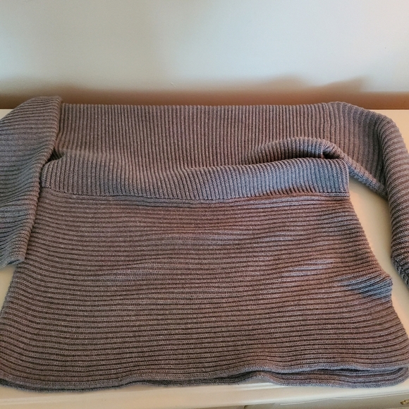 cotton Vince Camuto grey asymmetrical sweater - Picture 9 of 14